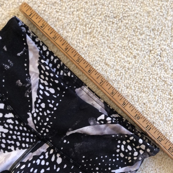 LULULEMON ATHLETICA Static Mist White Black Wunder Under Crop III Leggings - Picture 14 of 16